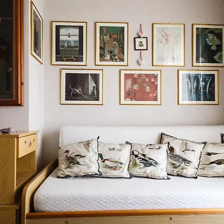 Eden Bed & Breakfast *